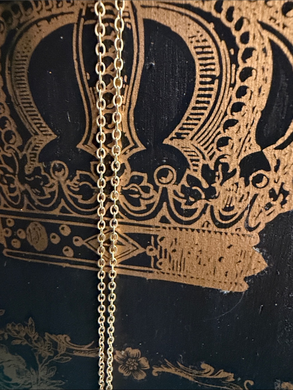 ❣️5/$25❣️Clover Gold Tassel Pendant Necklace with Cream Leopard Tassel. 🆕 - Picture 3 of 3